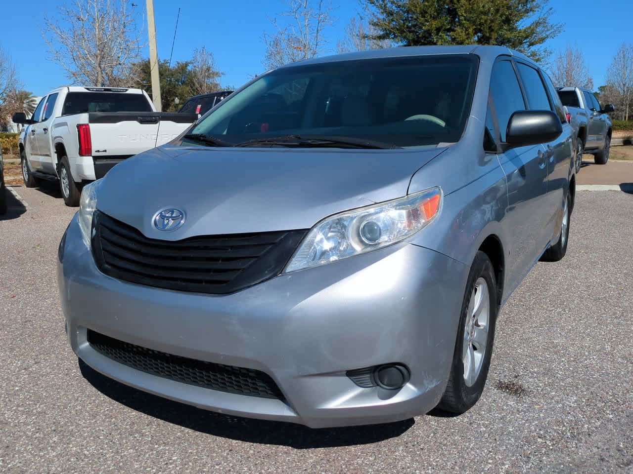 Thumbnail: 2014 Toyota Sienna - 2