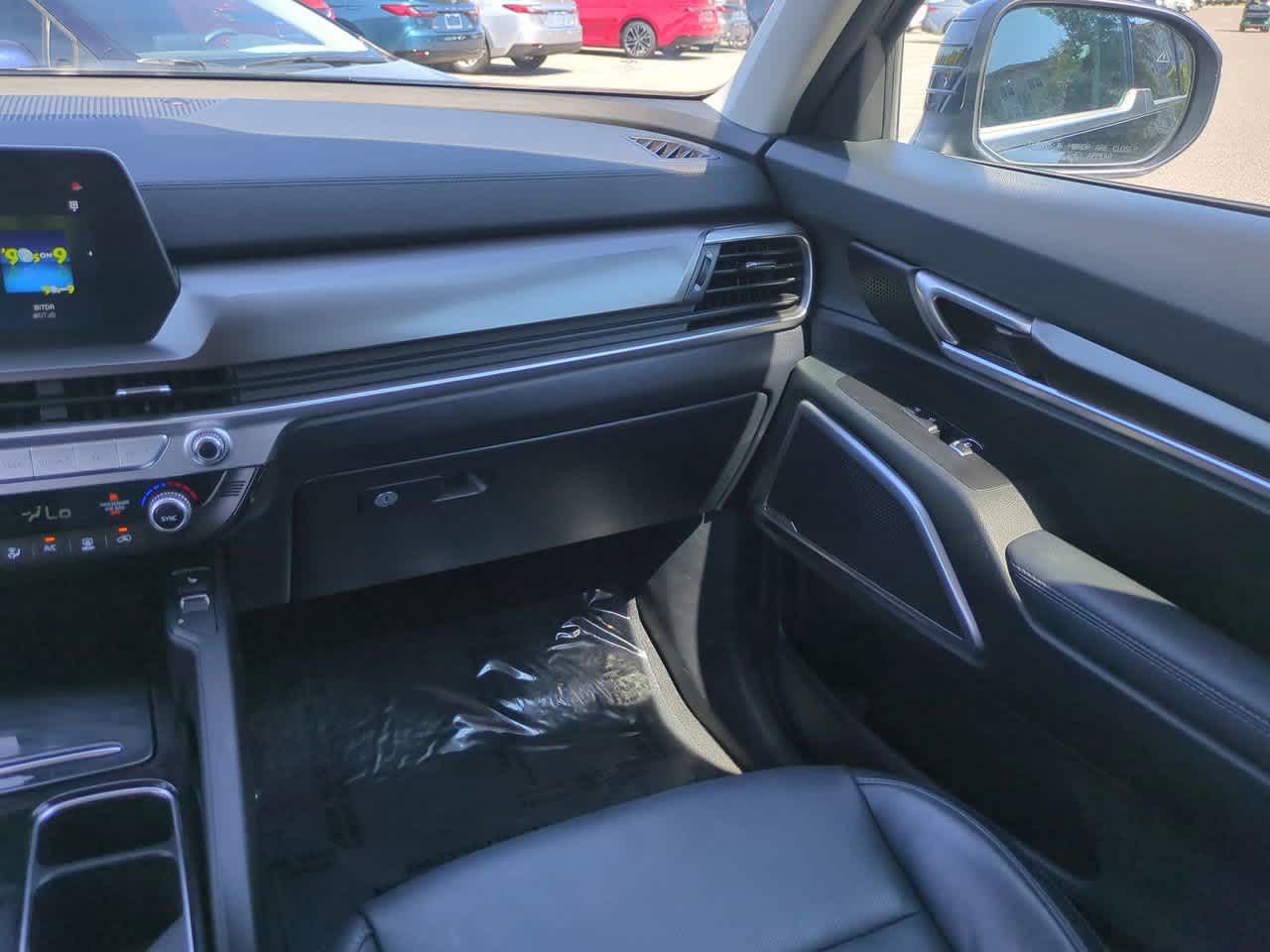 Thumbnail: 2025 Kia Telluride - 17