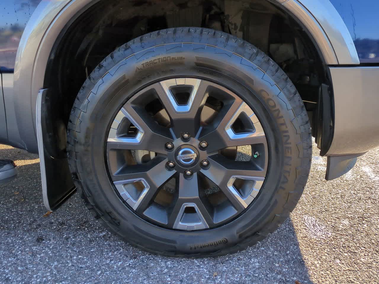 Thumbnail: 2020 Nissan Titan - 11