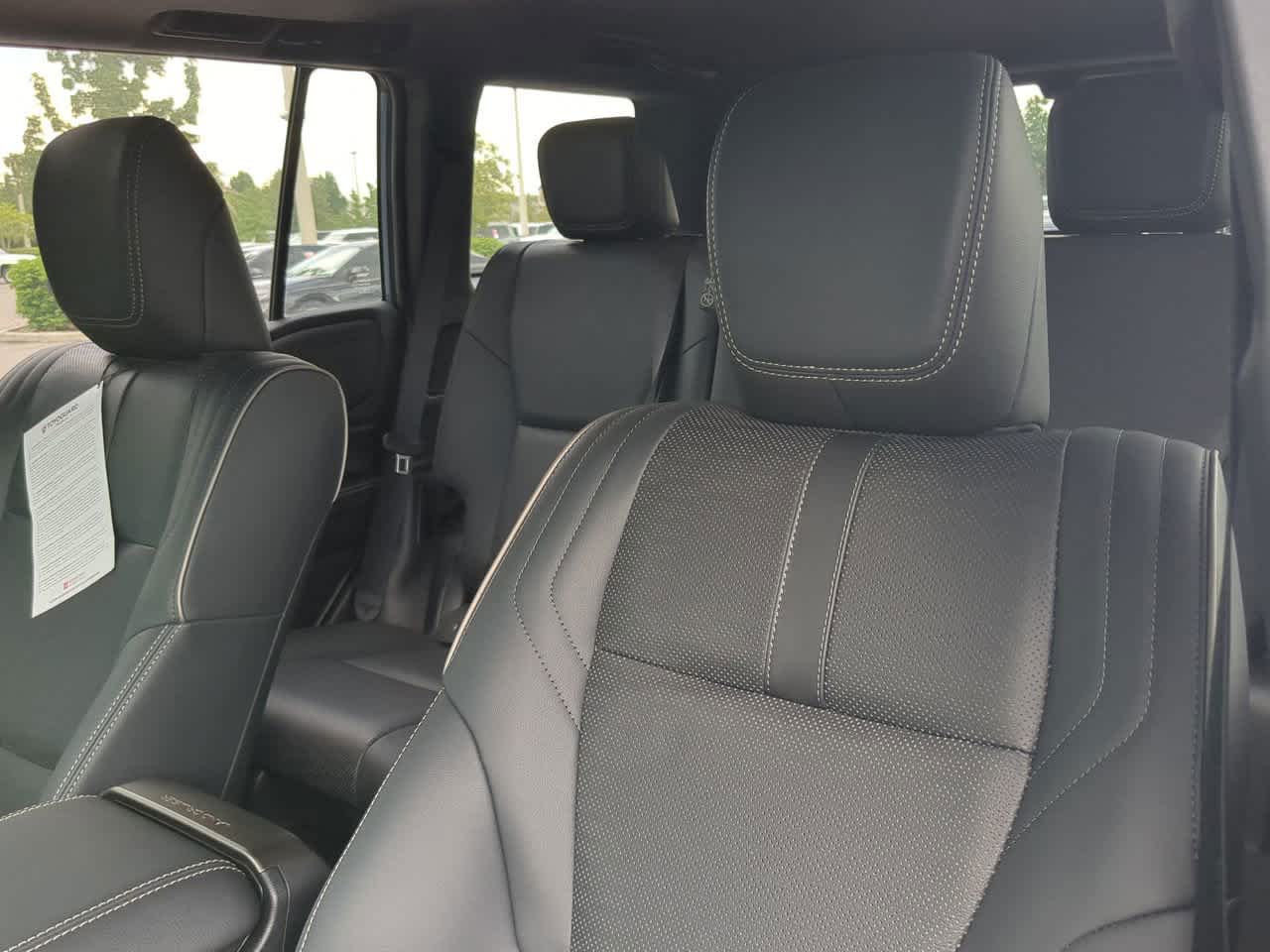 Thumbnail: 2025 Toyota Land Cruiser - 8