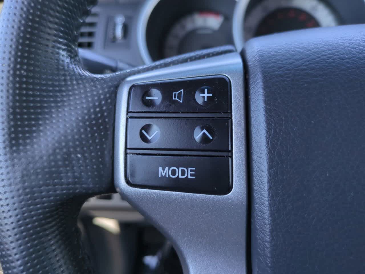 Thumbnail: 2013 Toyota Tacoma - 21