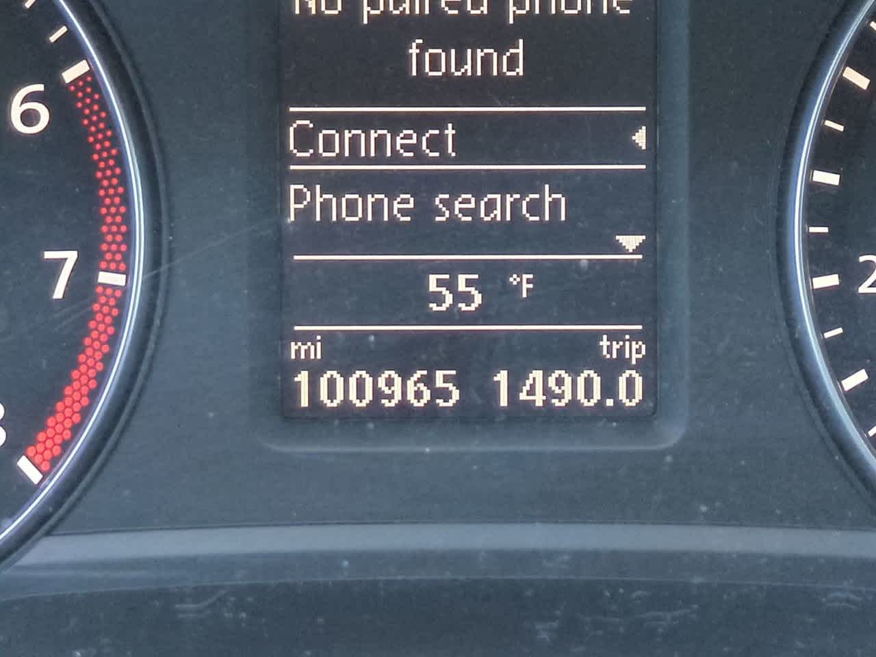 Thumbnail: 2013 Volkswagen Passat - 23