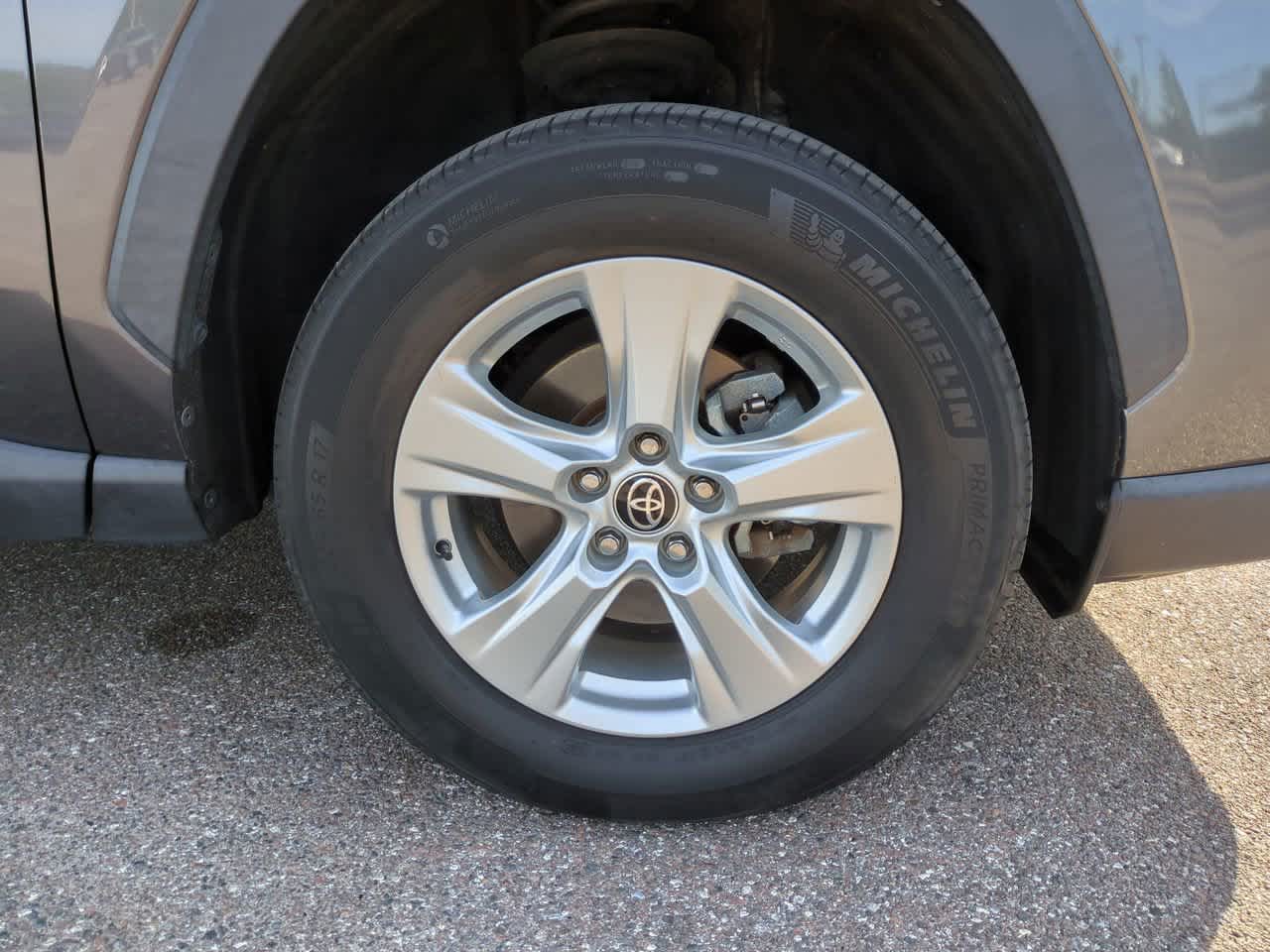 Thumbnail: 2021 Toyota RAV4 - 11