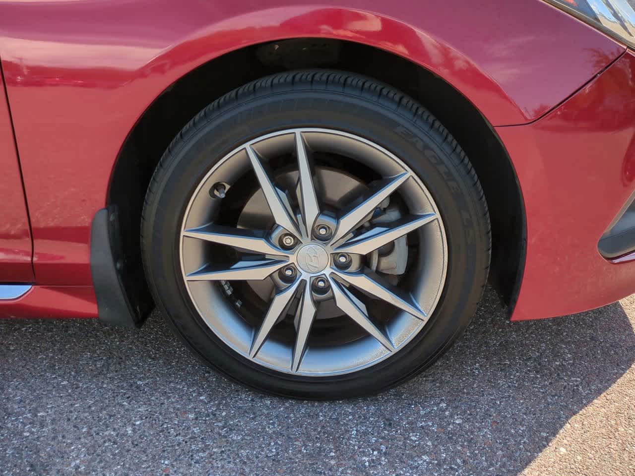 Thumbnail: 2015 Hyundai Sonata - 11