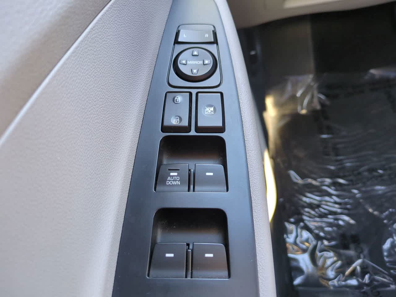 Thumbnail: 2019 Hyundai Tucson - 21