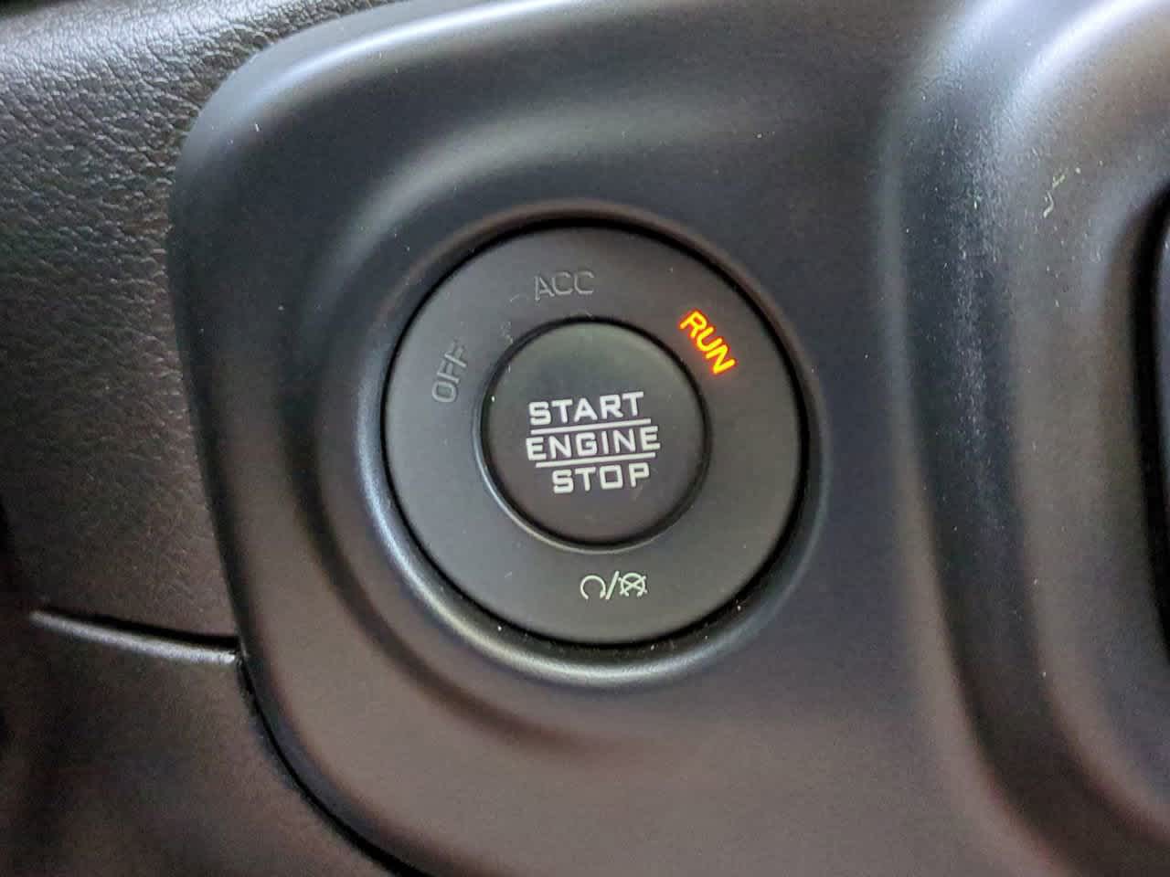 Thumbnail: 2020 Jeep Wrangler - 26