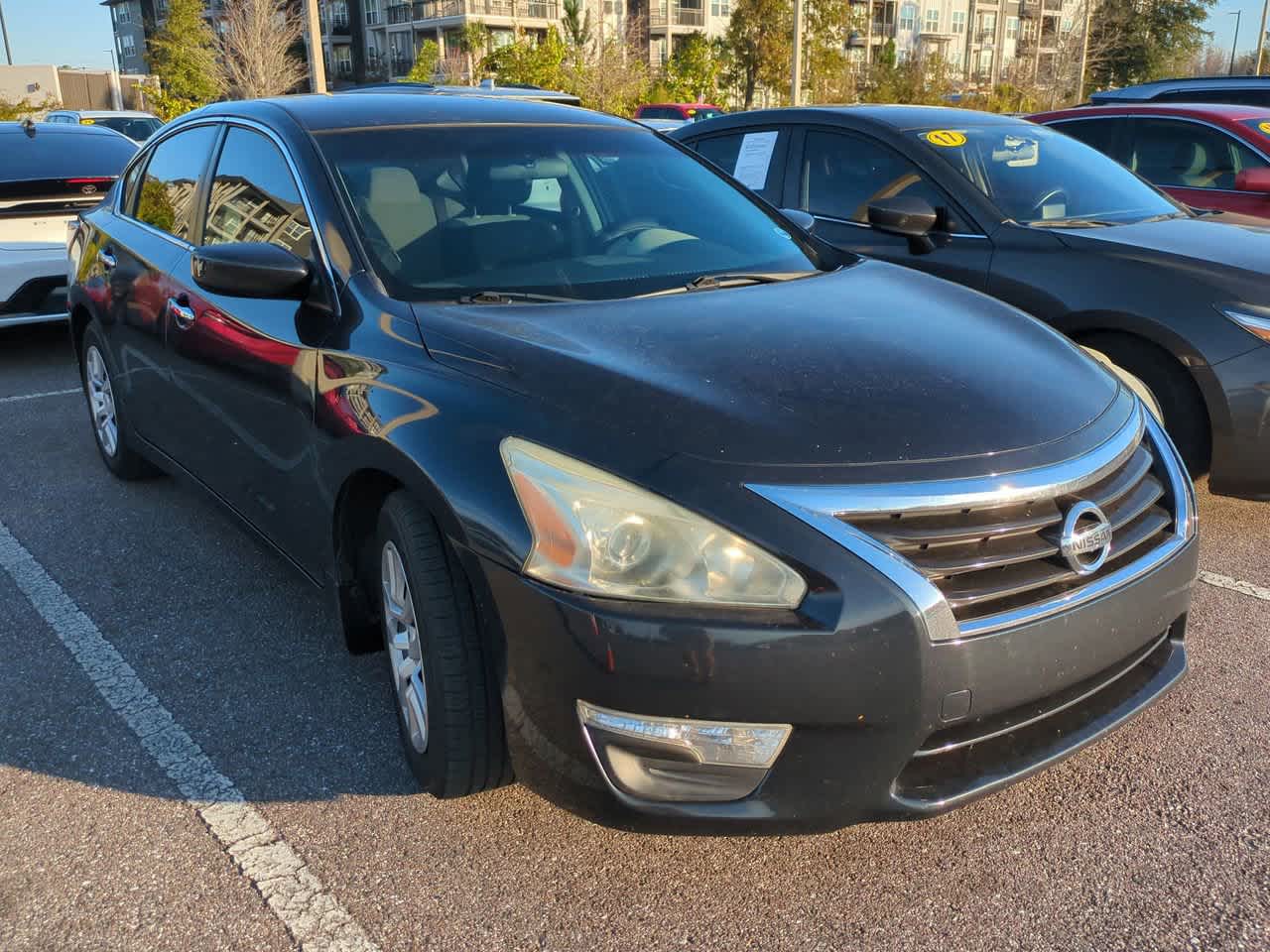 Thumbnail: 2015 Nissan Altima - 4