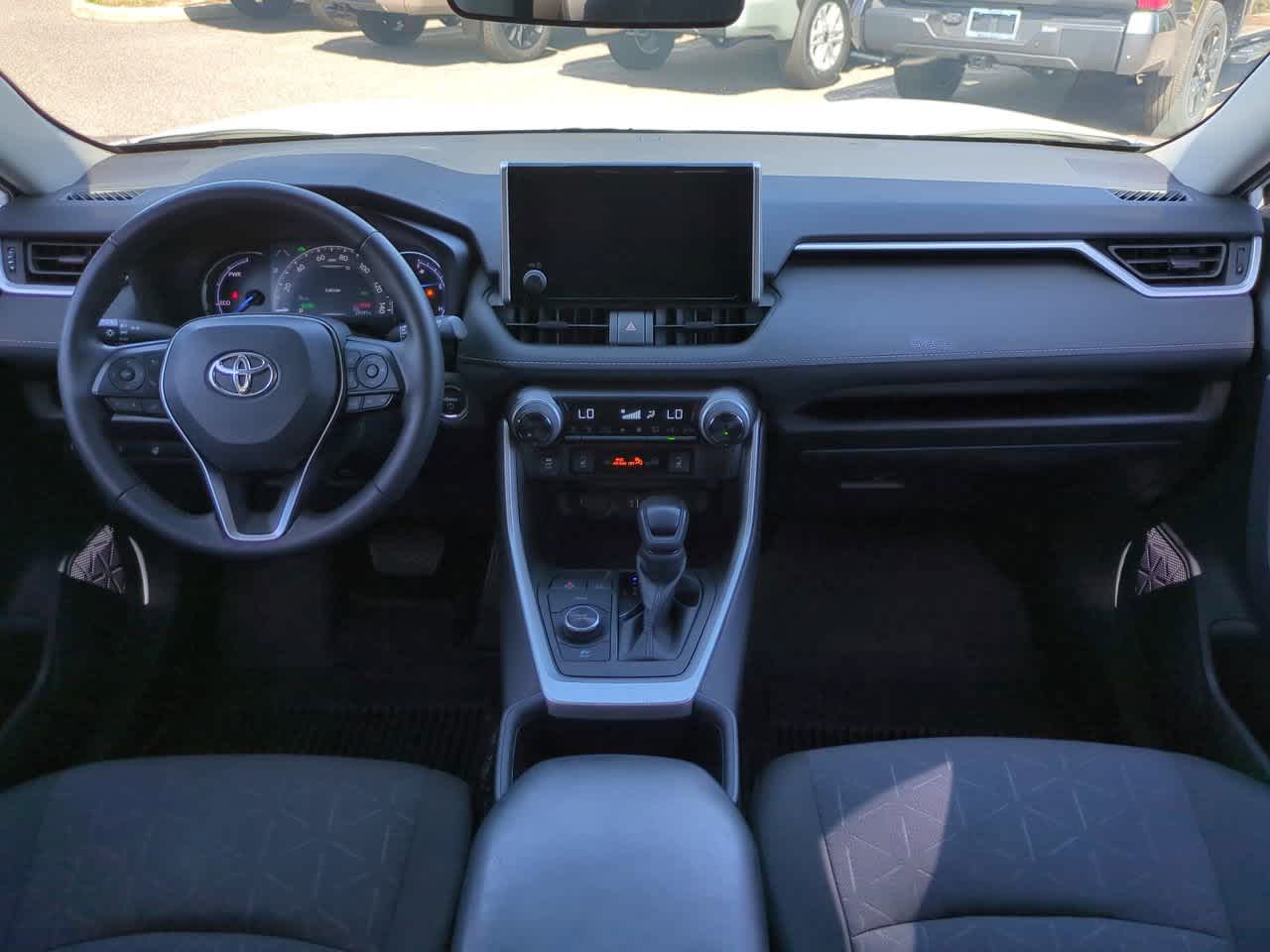 Thumbnail: 2023 Toyota RAV4 - 14