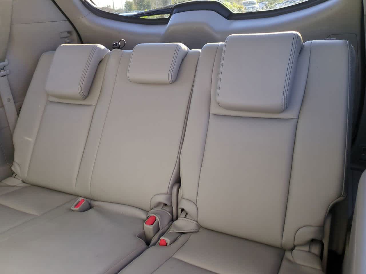 Thumbnail: 2015 Toyota Highlander - 13