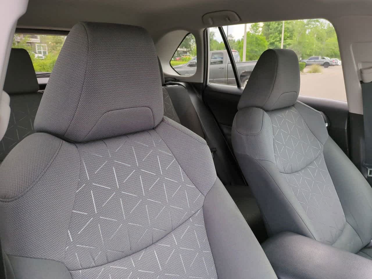 2023 Toyota RAV4 XLE 7