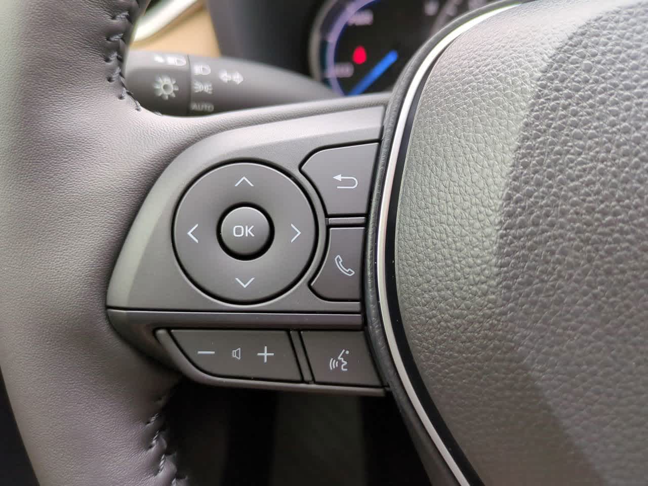 Thumbnail: 2025 Toyota RAV4 - 24