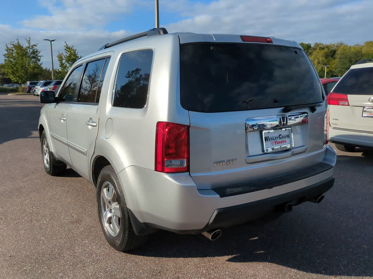 Thumbnail: 2011 Honda Pilot - 4