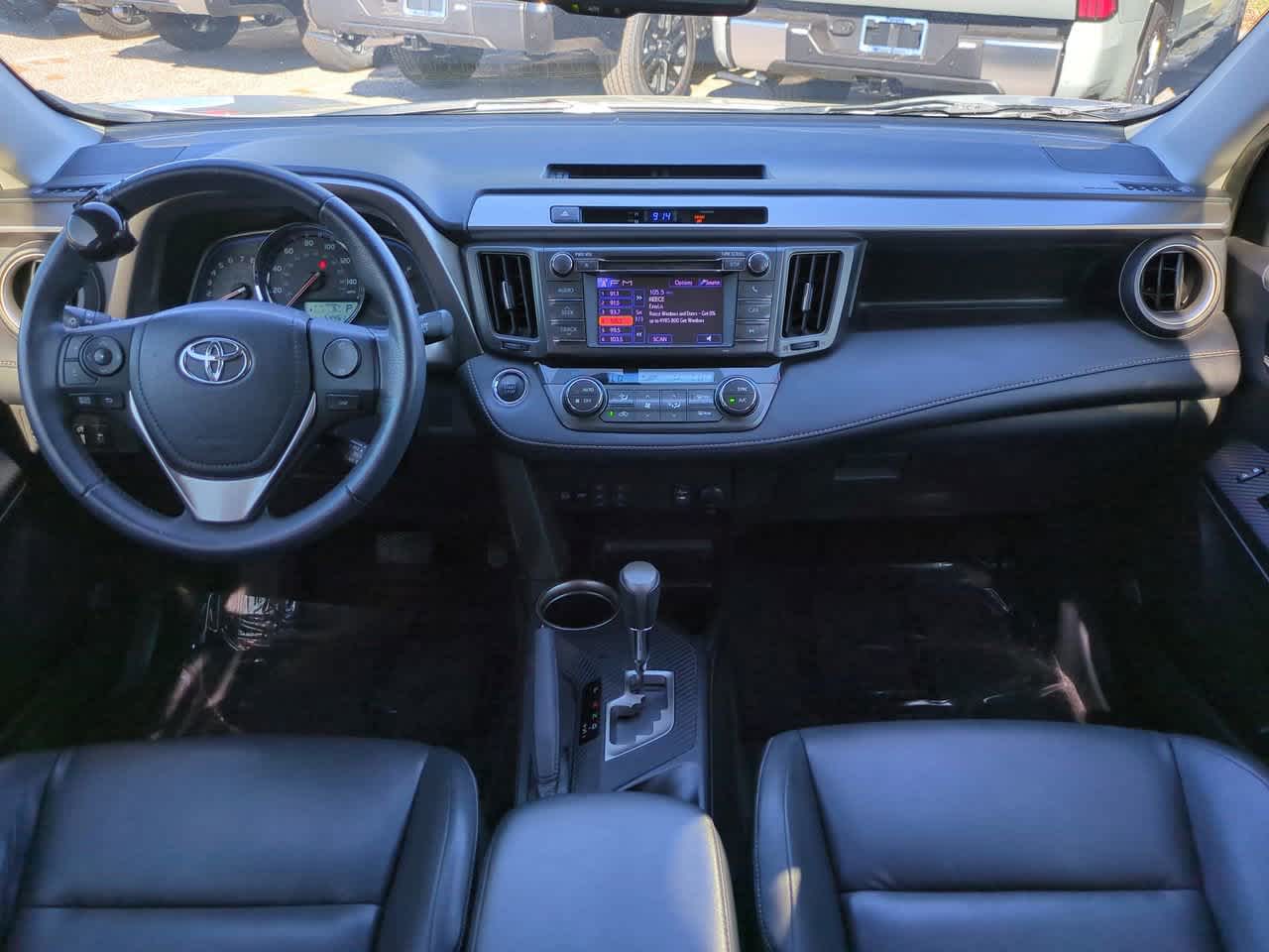 Thumbnail: 2013 Toyota RAV4 - 14