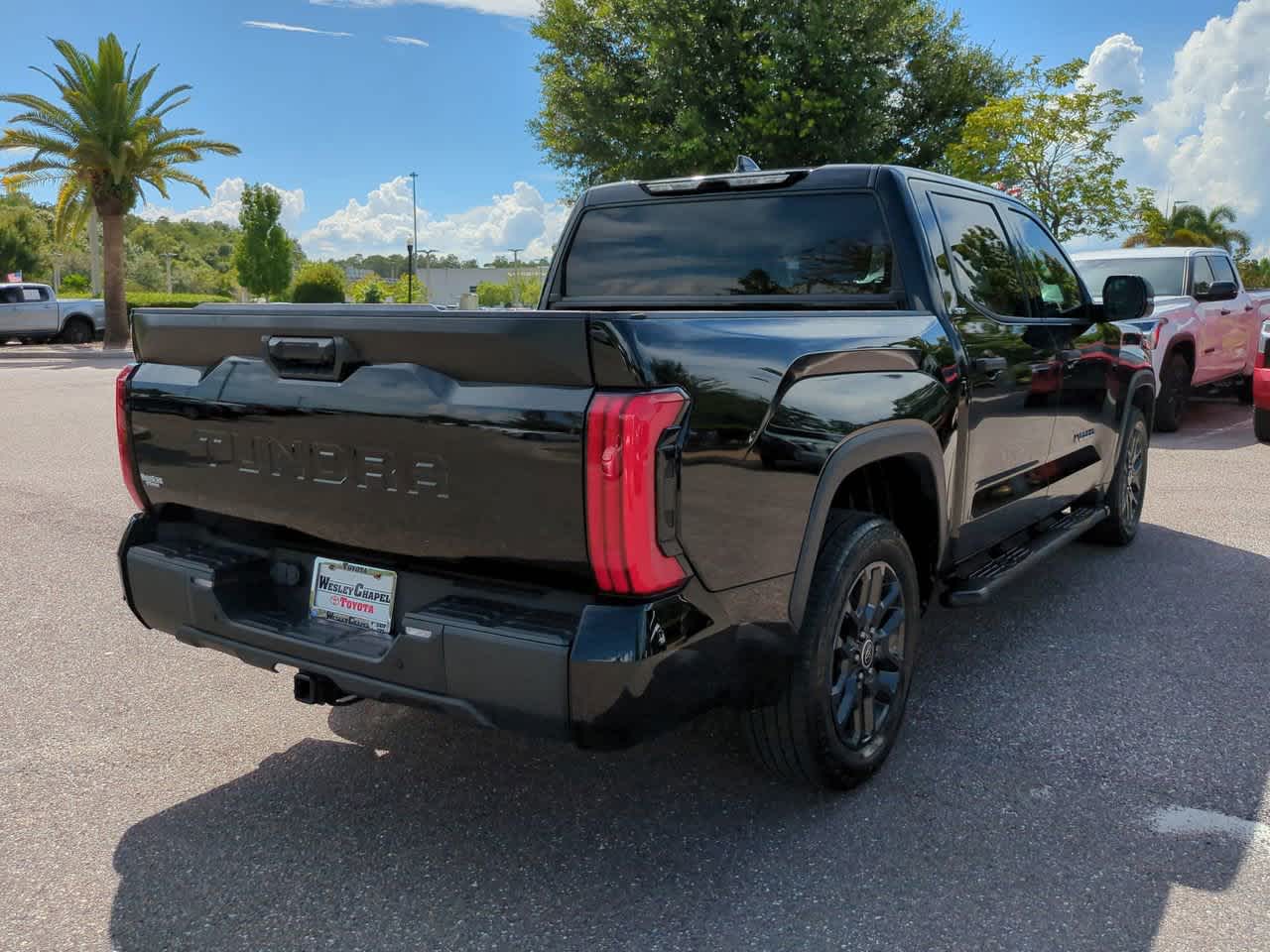 Thumbnail: 2022 Toyota Tundra - 6