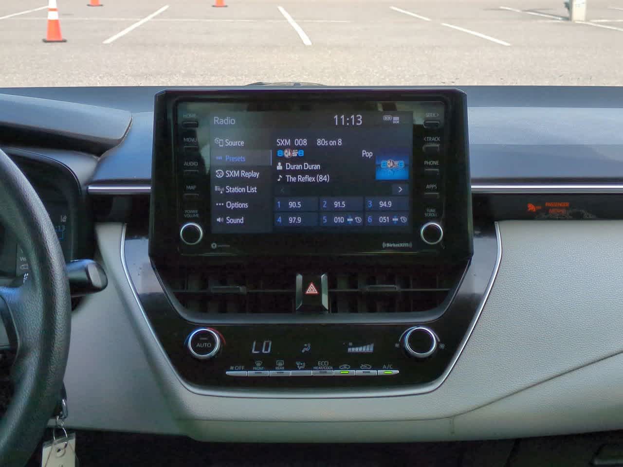 2022 Toyota Corolla LE 17