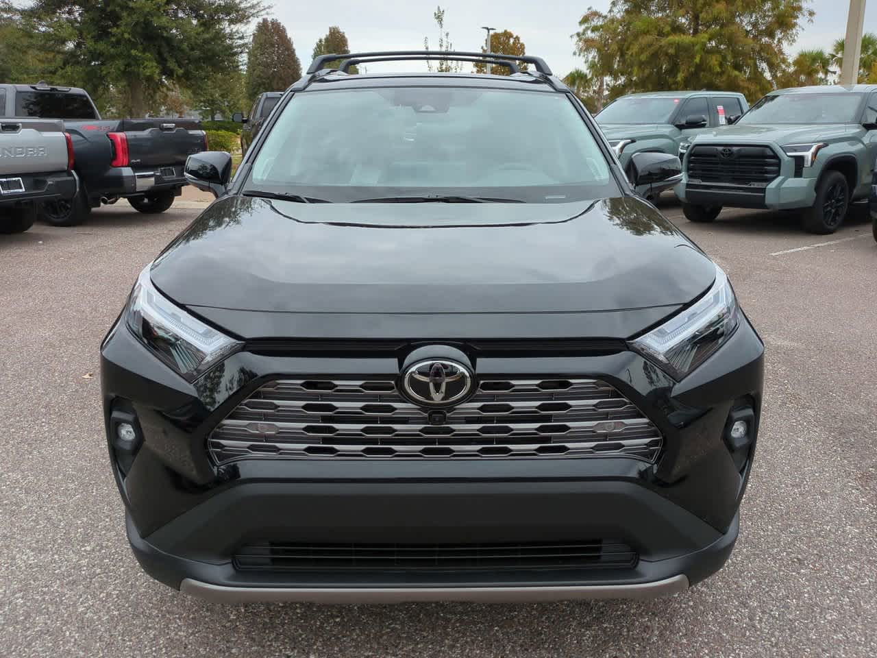 Thumbnail: 2025 Toyota RAV4 - 9