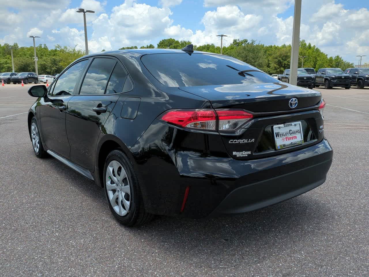 2025 Toyota Corolla LE 4