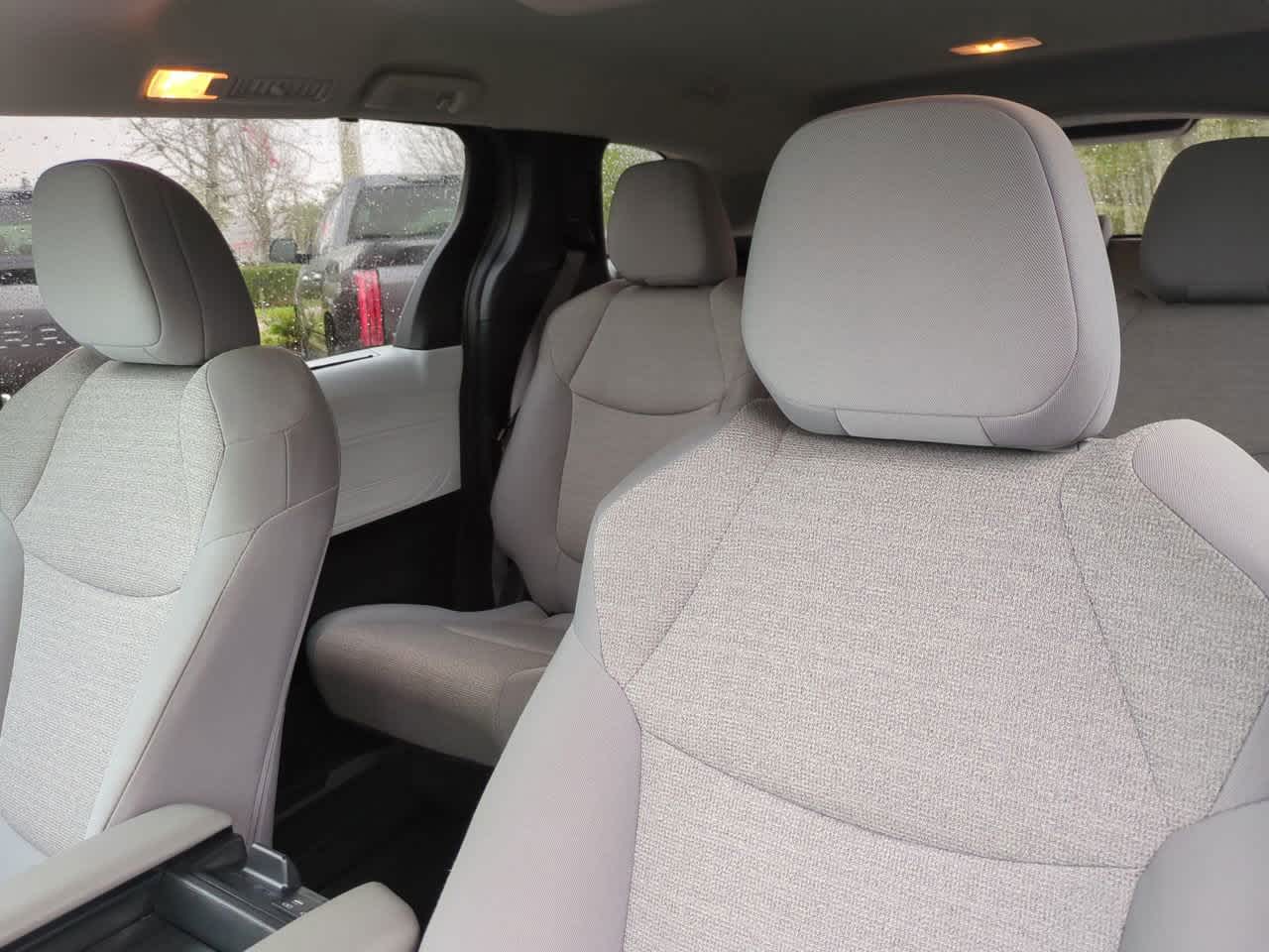 Thumbnail: 2025 Toyota Sienna - 8