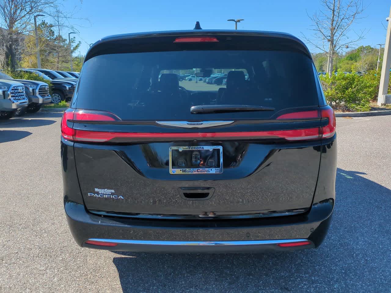 Thumbnail: 2025 Chrysler Pacifica - 5