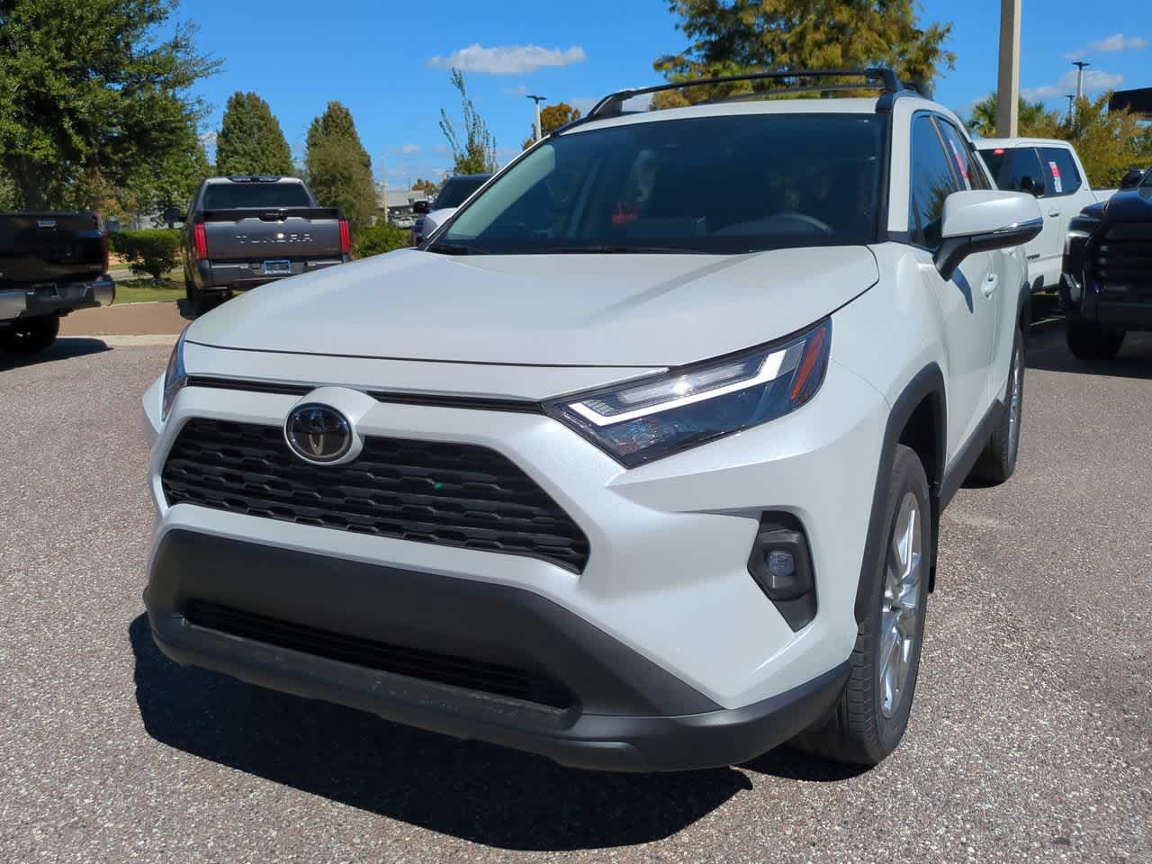 Thumbnail: 2025 Toyota RAV4 - 2