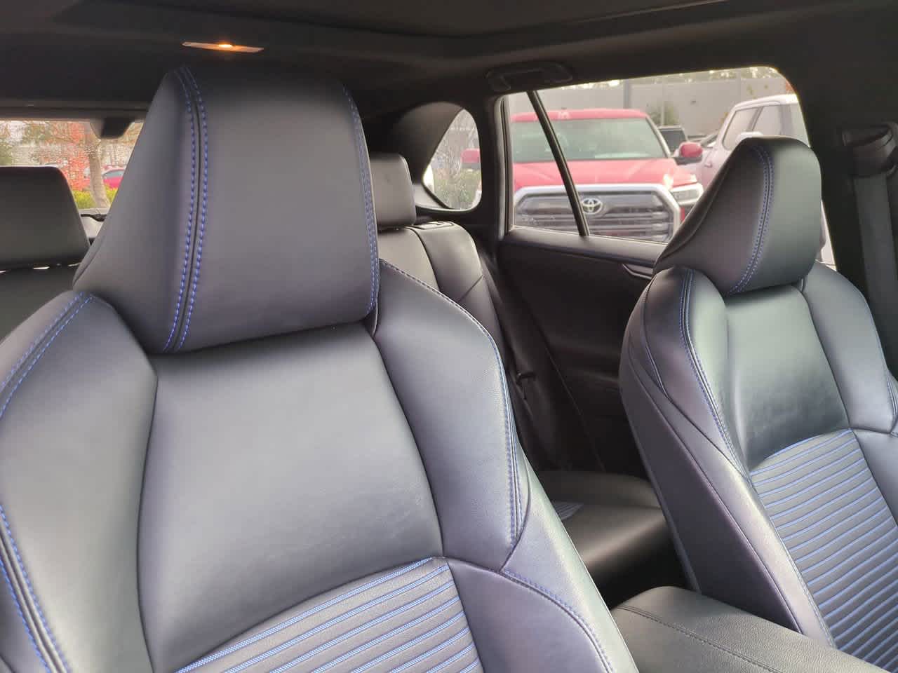 Thumbnail: 2020 Toyota RAV4 - 7