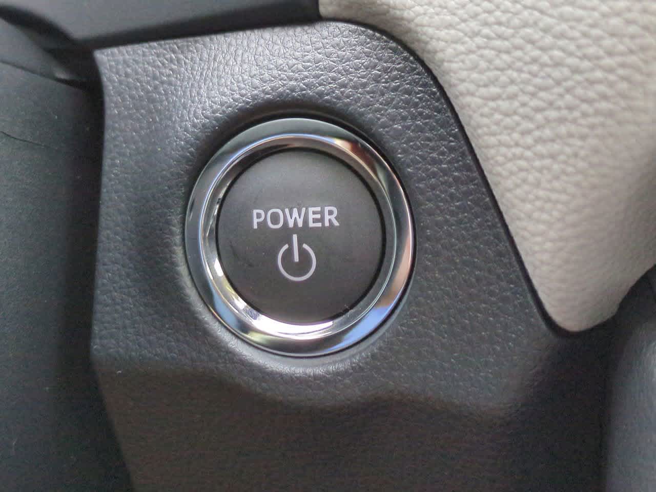 Thumbnail: 2025 Toyota RAV4 - 25