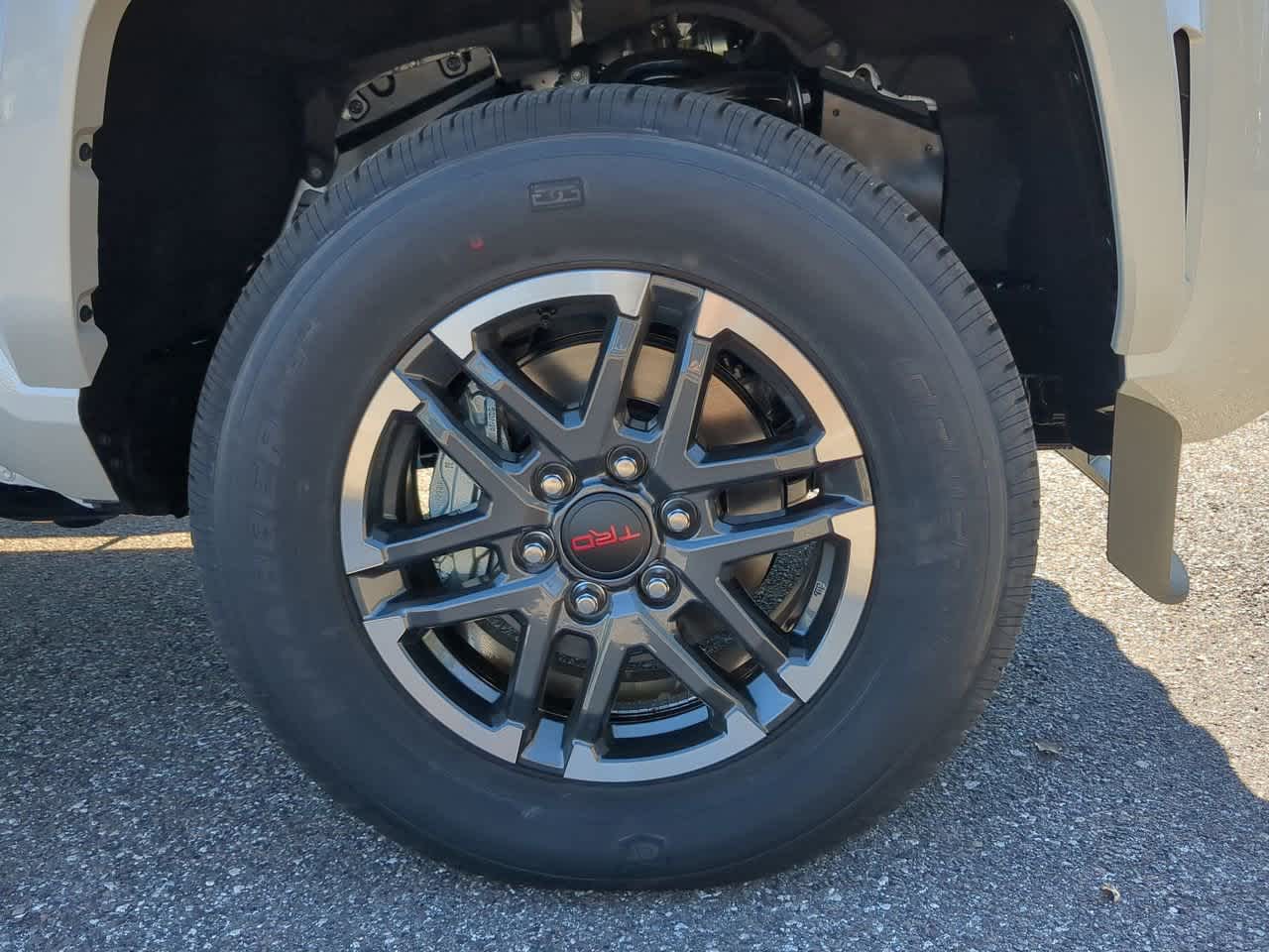 2025 Toyota Tacoma TRD Off-Road 11