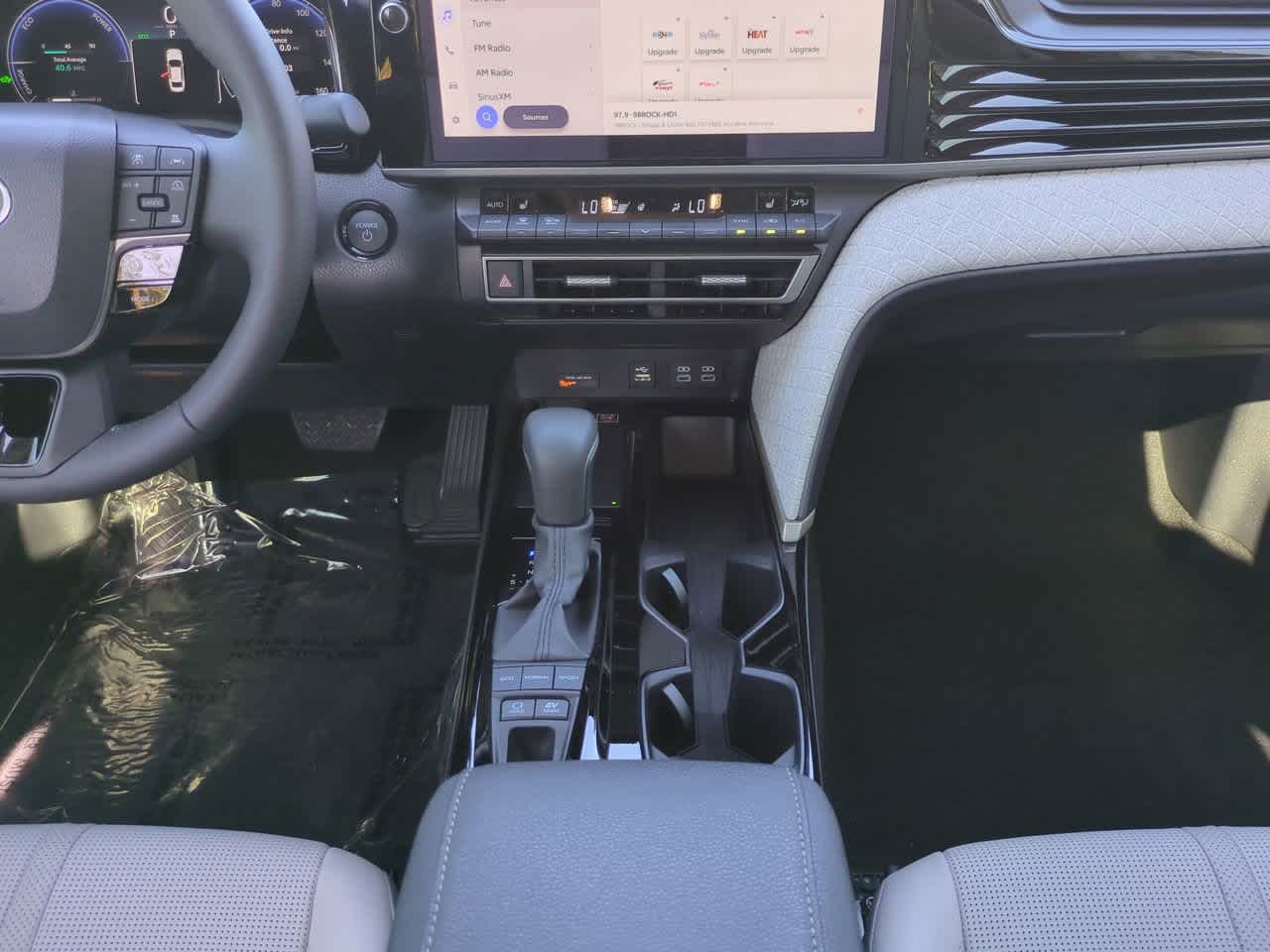 Thumbnail: 2025 Toyota Camry - 18