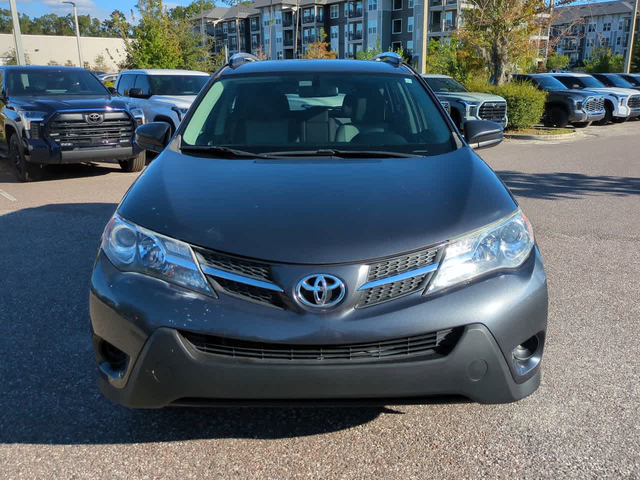 Thumbnail: 2015 Toyota RAV4 - 9