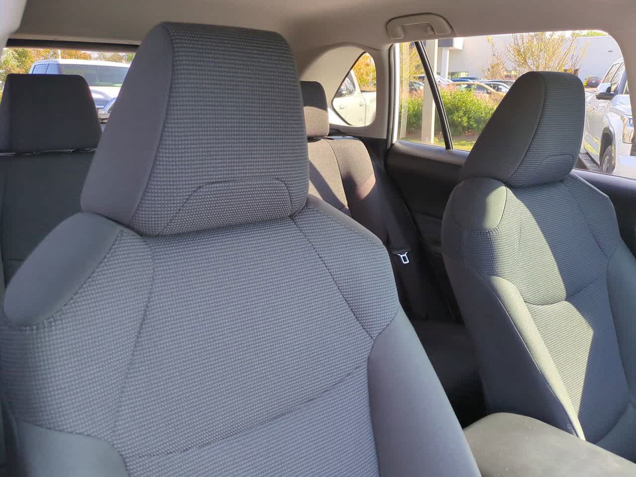 Thumbnail: 2024 Toyota RAV4 - 7