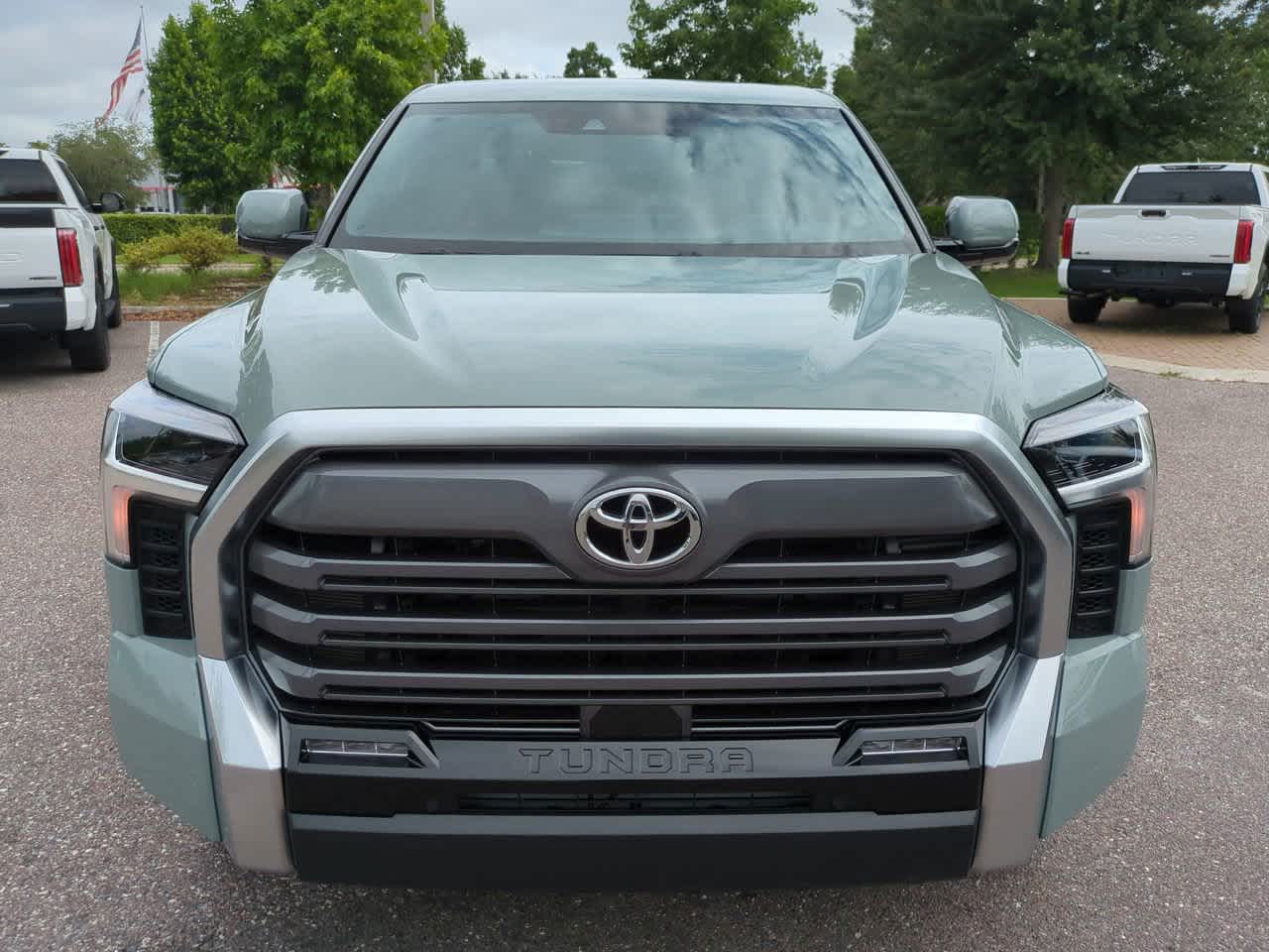 Thumbnail: 2025 Toyota Tundra - 9