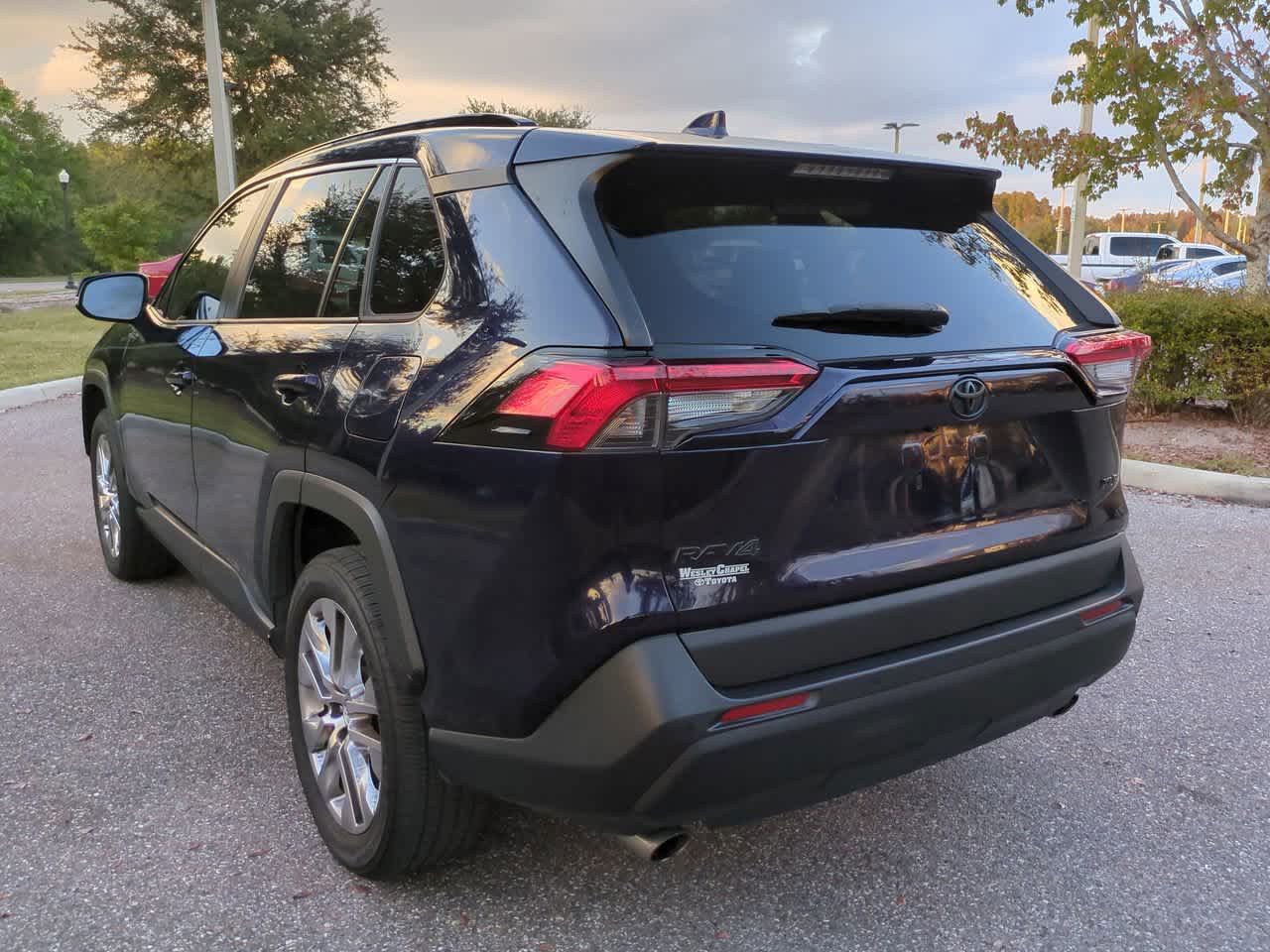 Thumbnail: 2020 Toyota RAV4 - 4