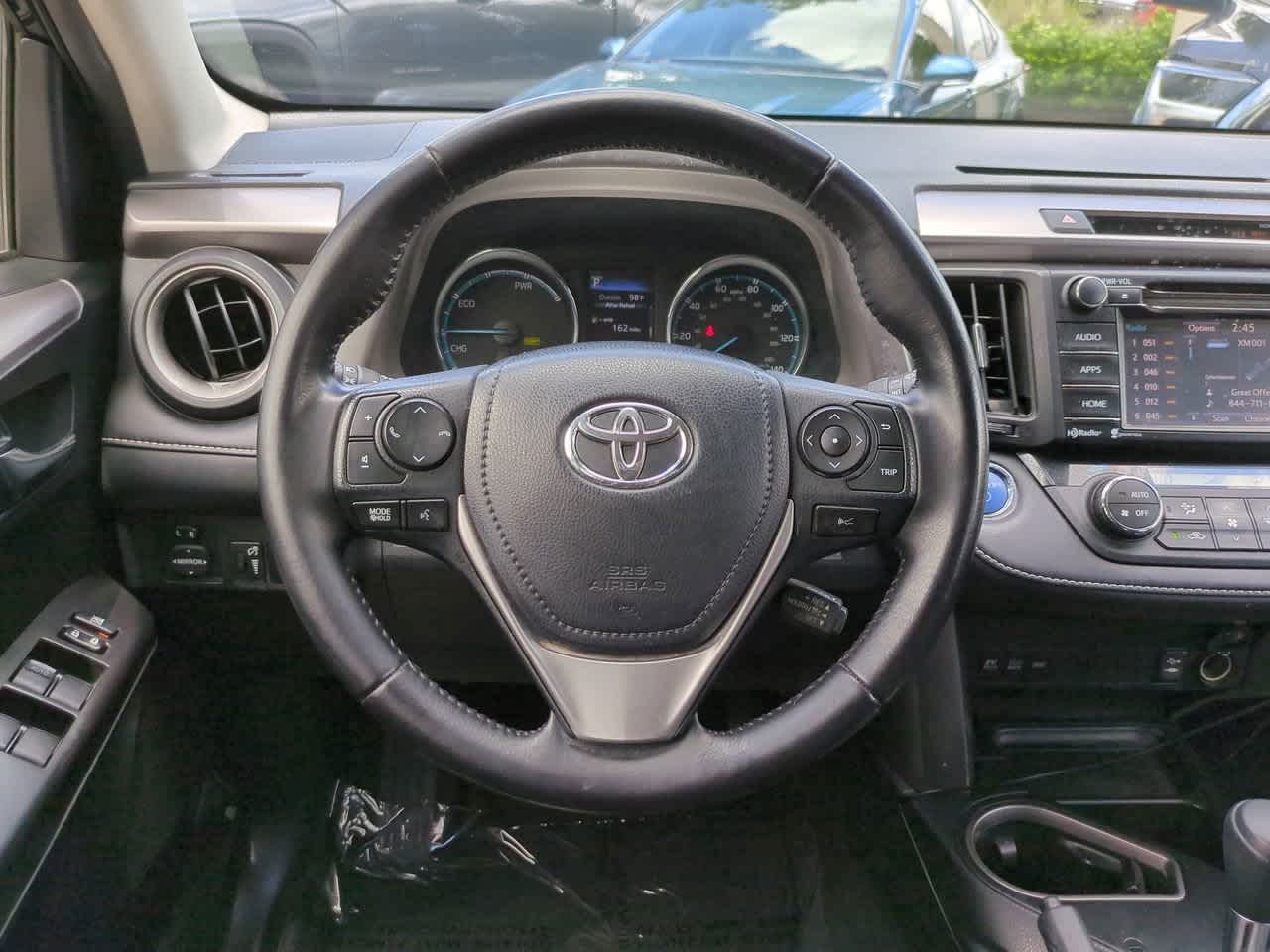 Thumbnail: 2017 Toyota RAV4 - 15