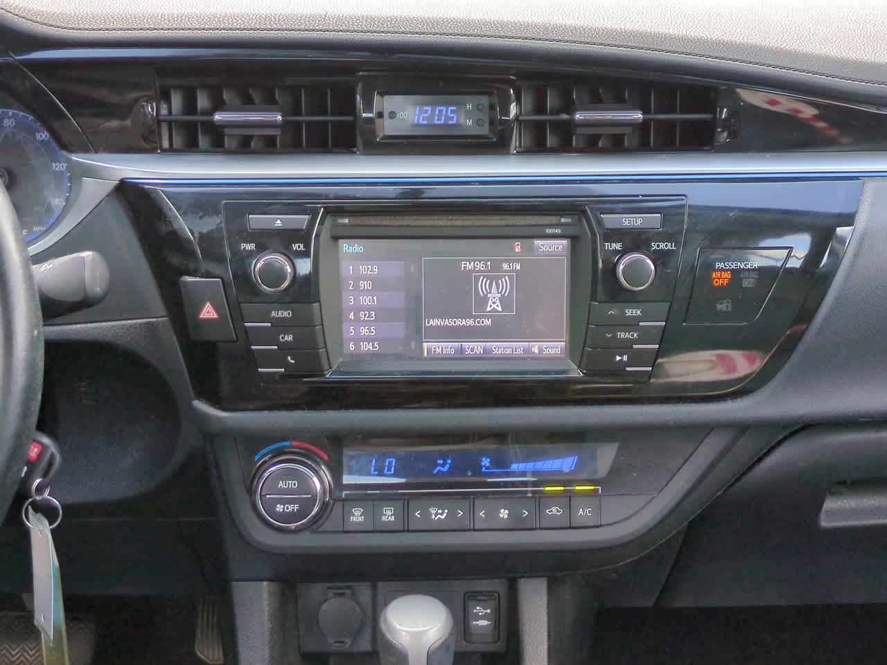 Thumbnail: 2014 Toyota Corolla - 15