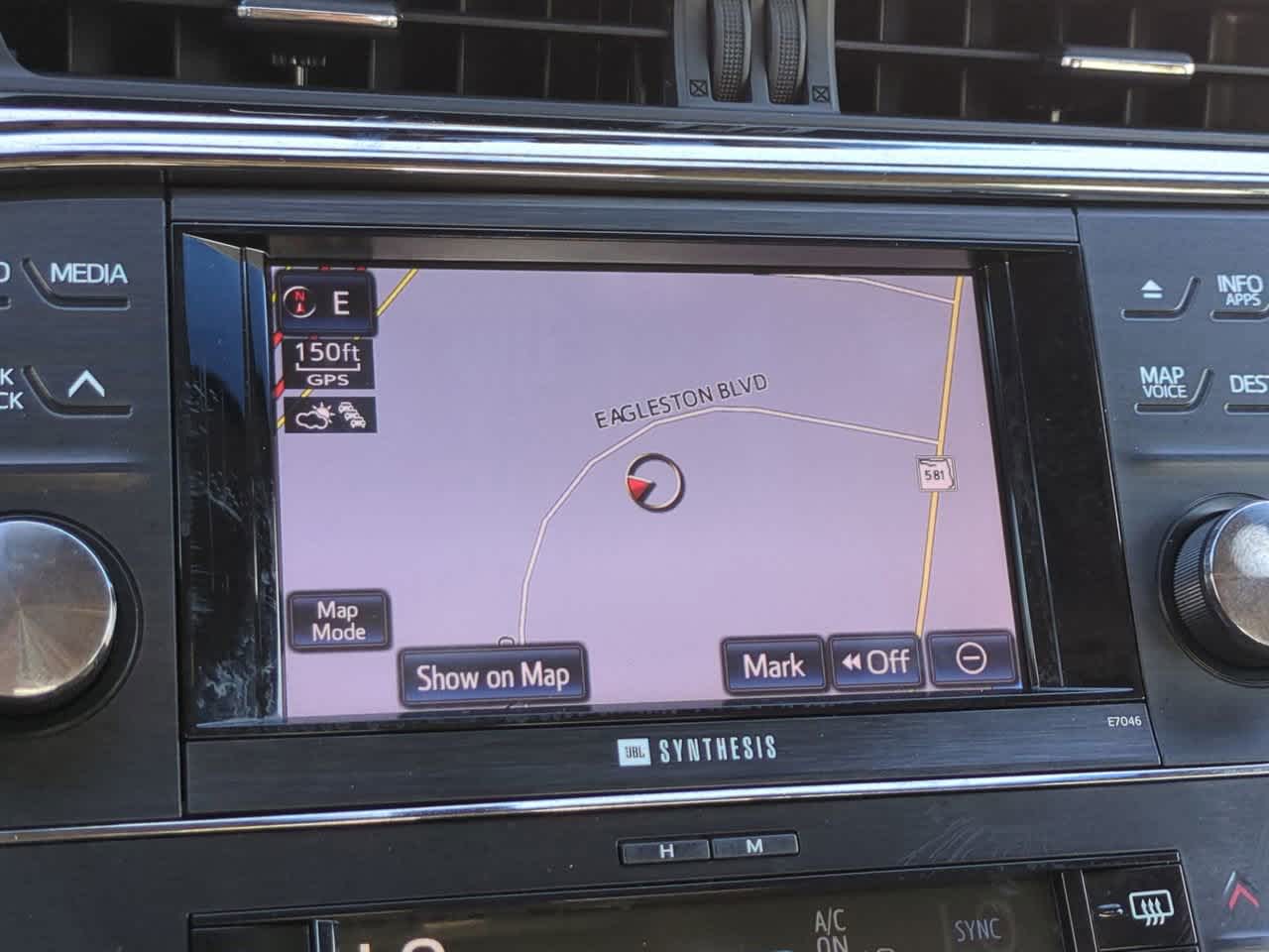 Thumbnail: 2013 Toyota Avalon - 21