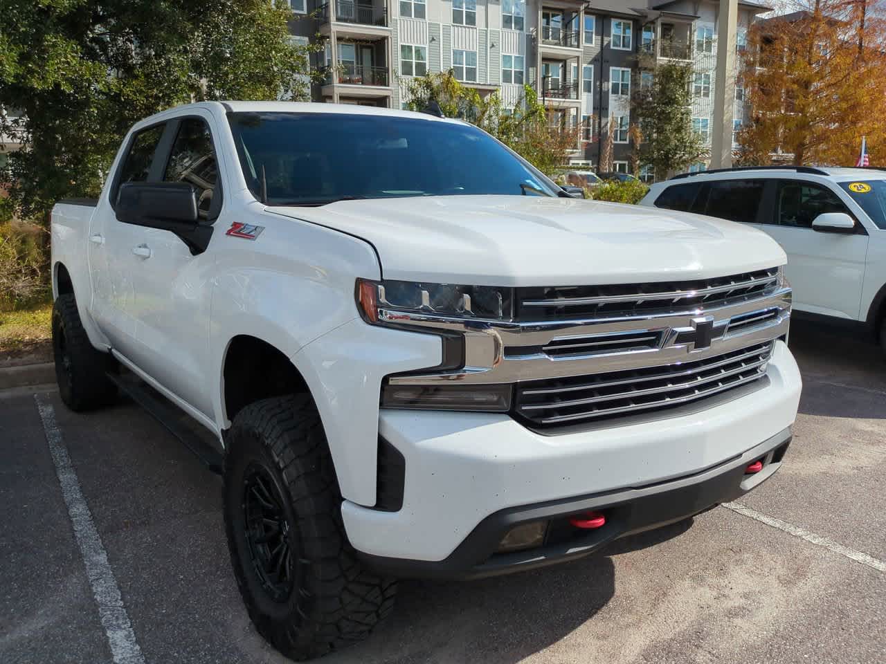 Thumbnail: 2019 Chevrolet Silverado 1500 - 5