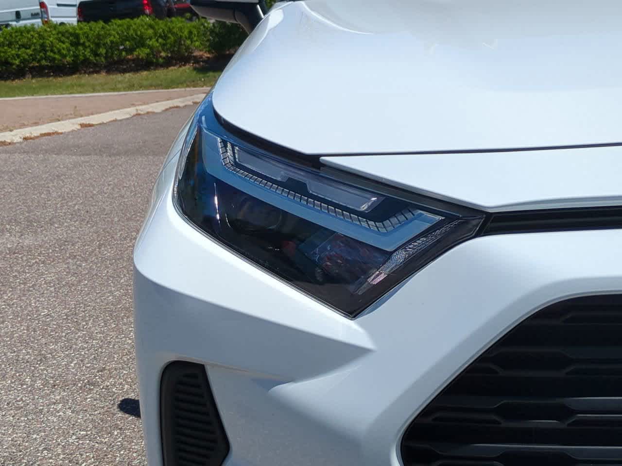 Thumbnail: 2025 Toyota RAV4 - 10