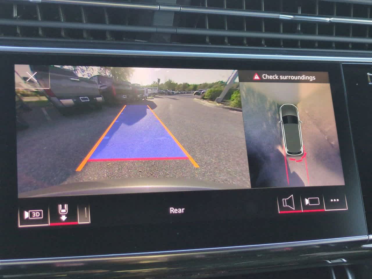 Thumbnail: 2021 Audi Q7 - 20