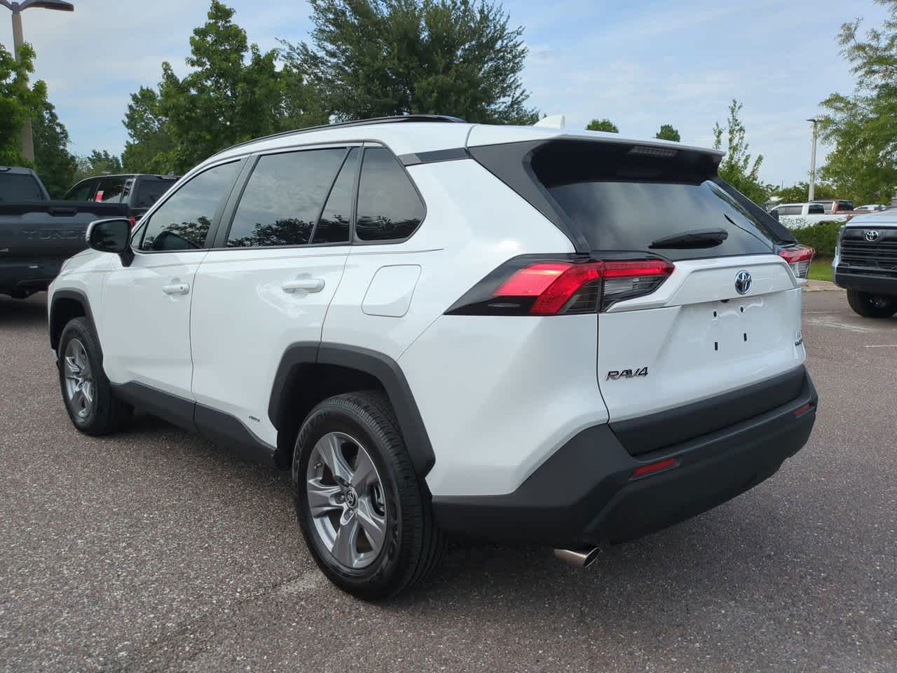 Thumbnail: 2024 Toyota RAV4 - 4