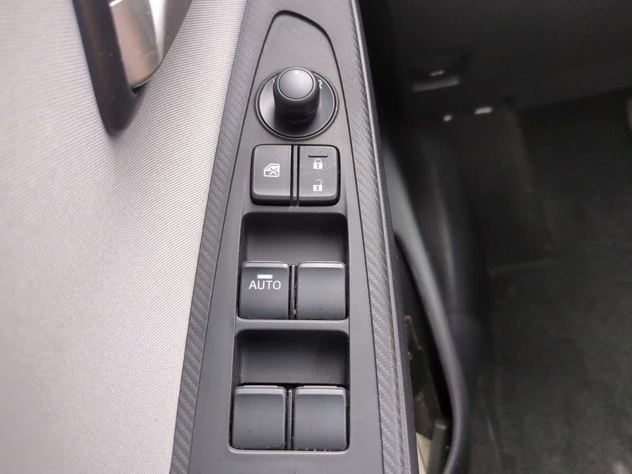 Thumbnail: 2019 Toyota Yaris - 21