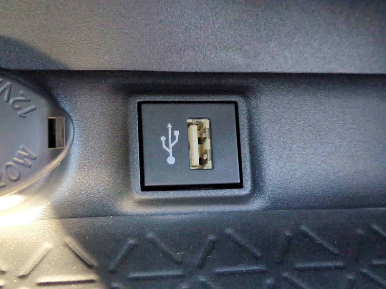 Thumbnail: 2025 Toyota RAV4 - 20