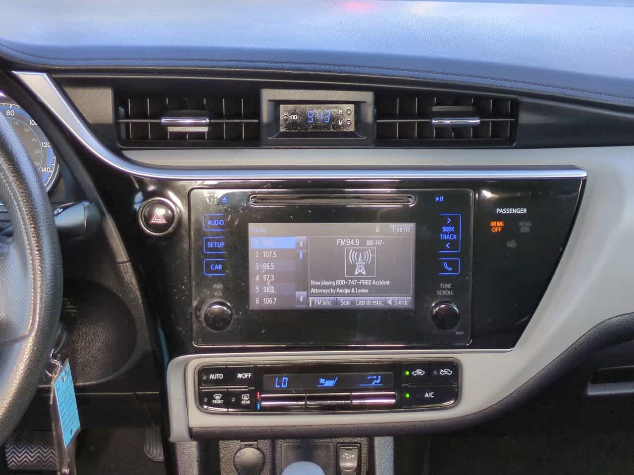 Thumbnail: 2017 Toyota Corolla - 16