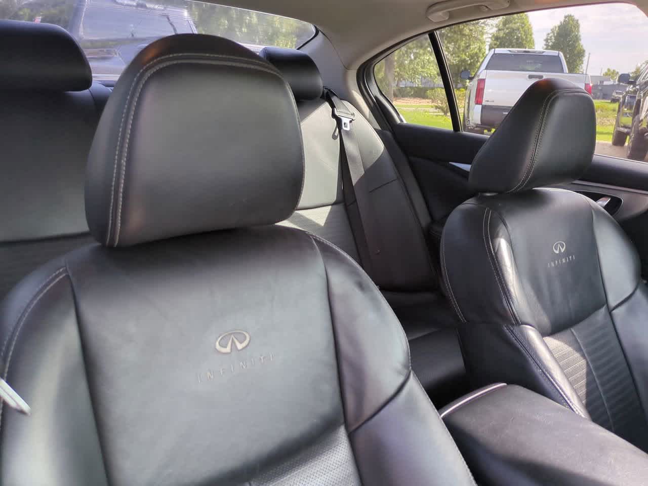 Thumbnail: 2014 INFINITI Q50 - 7