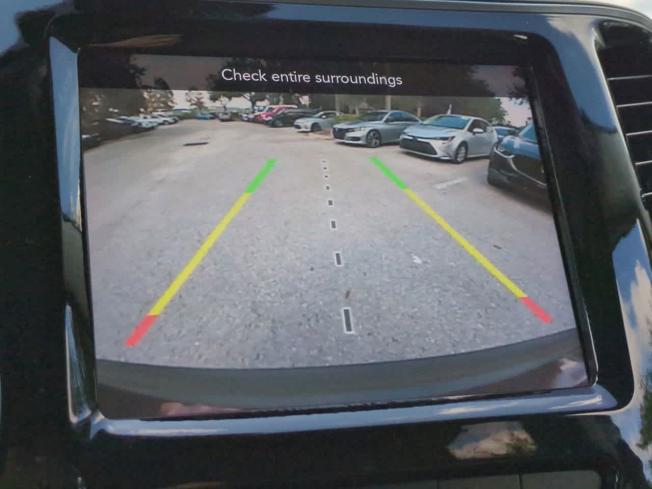 Thumbnail: 2021 Jeep Cherokee - 20