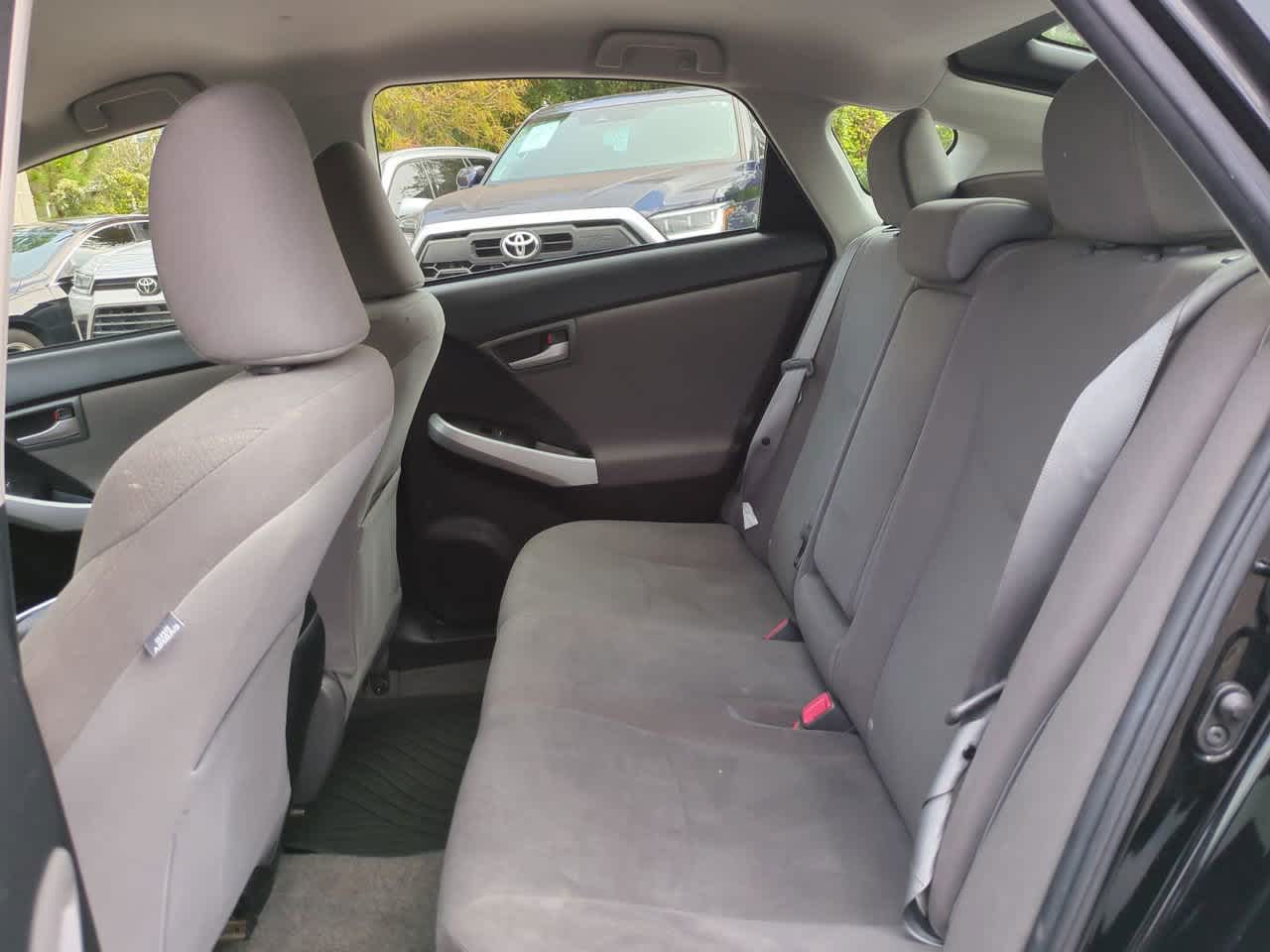 Thumbnail: 2013 Toyota Prius - 13