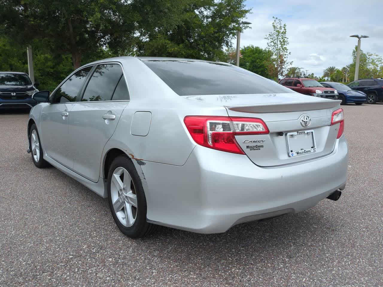 Thumbnail: 2014 Toyota Camry - 4