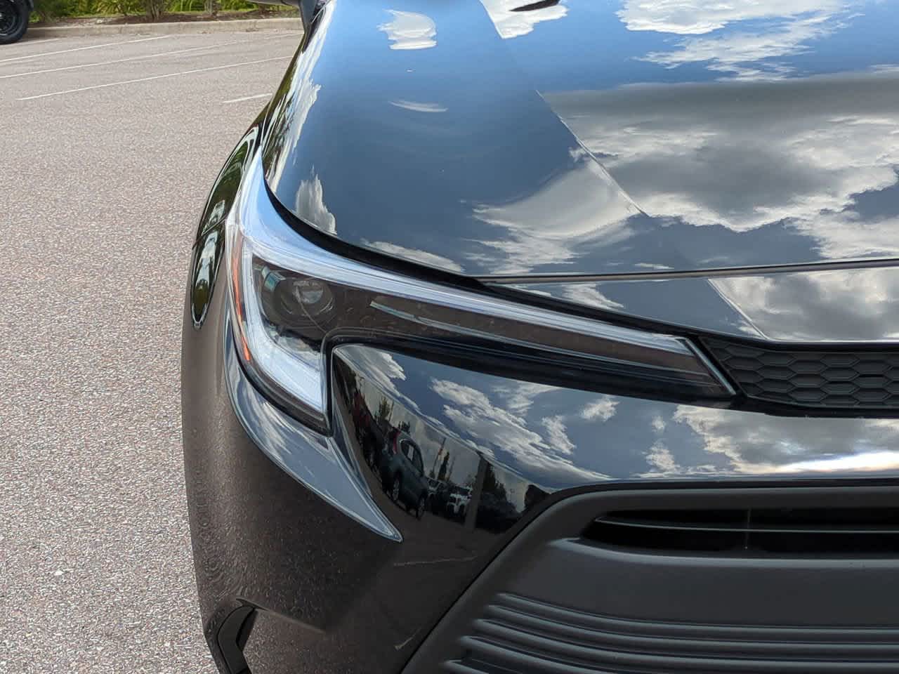 2025 Toyota Corolla LE 10