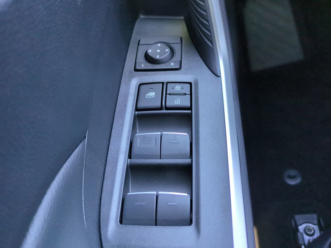 Thumbnail: 2025 Toyota RAV4 - 22