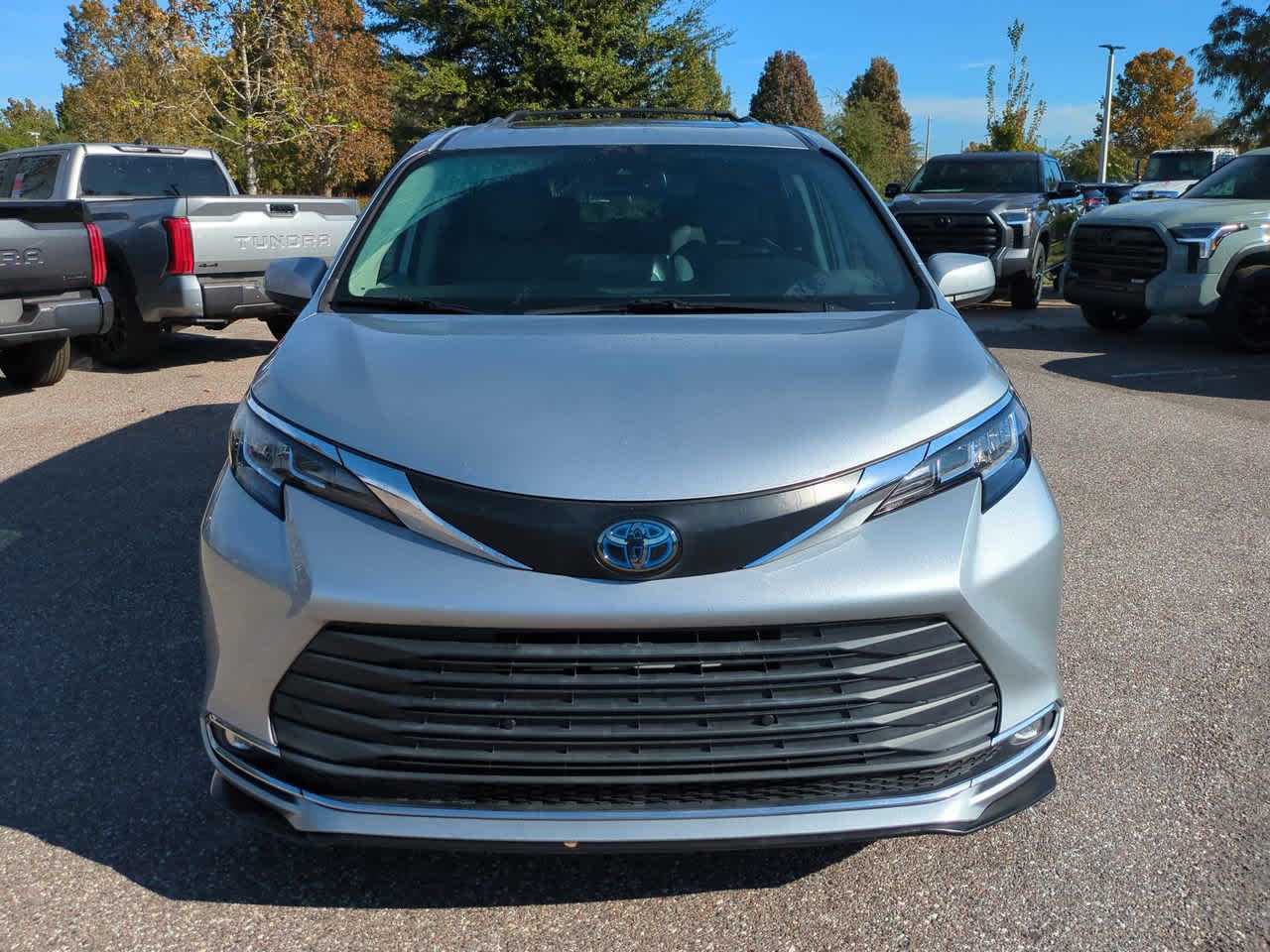 Thumbnail: 2021 Toyota Sienna - 9
