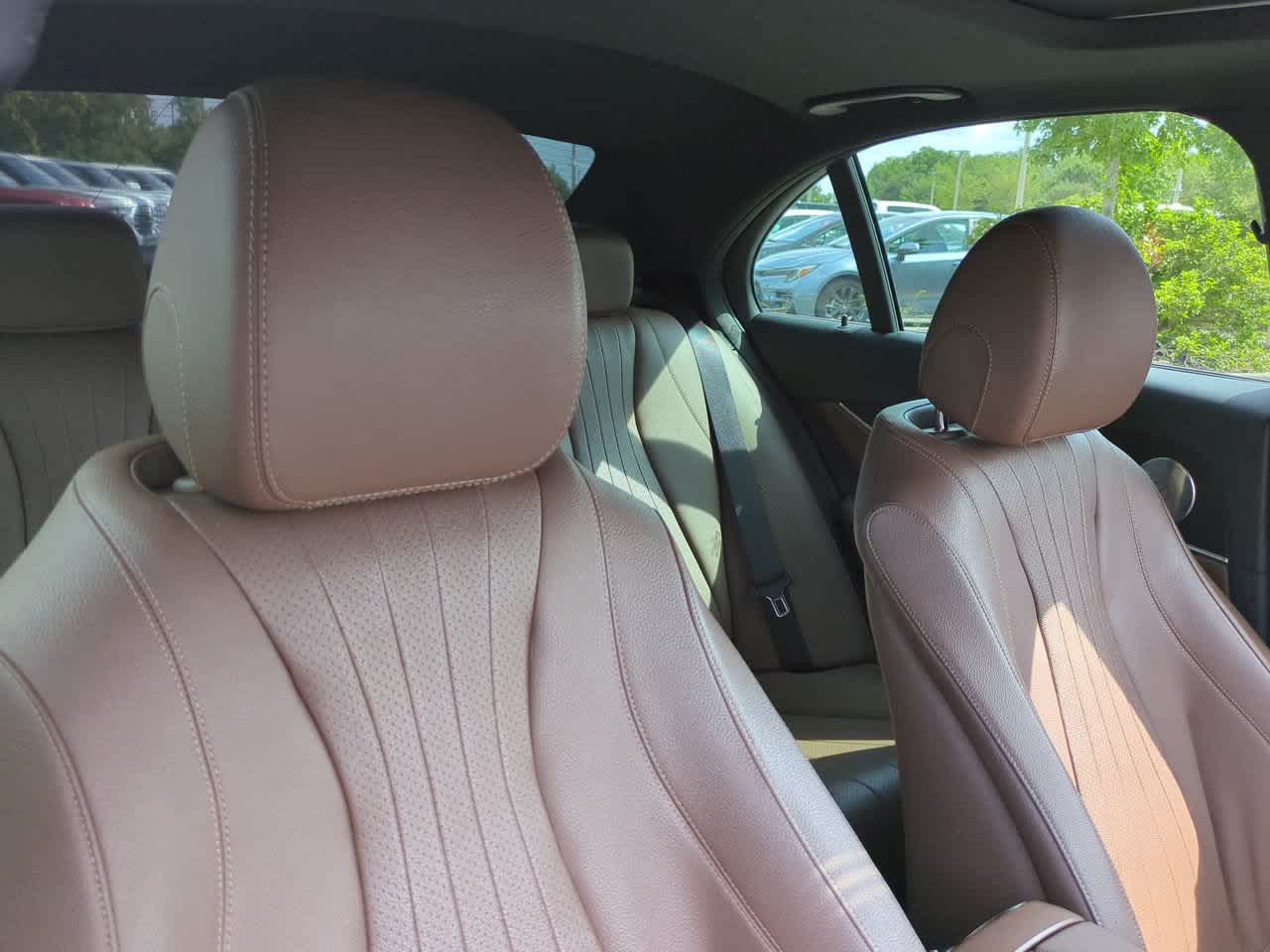 Thumbnail: 2017 Mercedes-Benz E-Class - 7